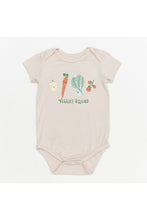 
                        
                          將圖片載入圖庫檢視器 Not Too Big Bamboo Bodysuits Farm To Table - 3 Pack
                        
                      