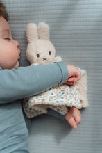 
                        
                          將圖片載入圖庫檢視器 Miffy Little Dutch Gift Box - Lucky Leaves
                        
                      